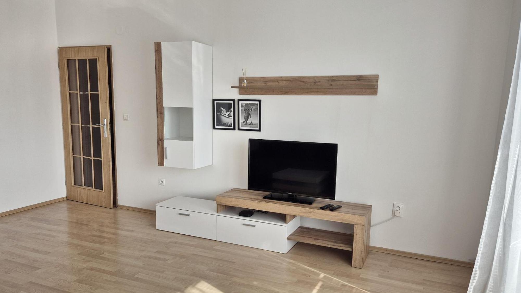 Apartmany Zlatovska Trencin Ngoại thất bức ảnh